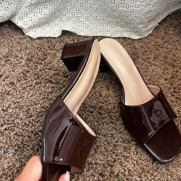 BOUTIQUE Brown Glossy Dressy Open Toe Square Women's Sz 9 Formal Sandal Heels - Picture 2 of 3